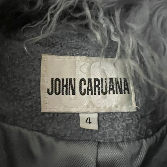 Elegant Gray Faux Fur Collar Blazer - Picture 4 of 5